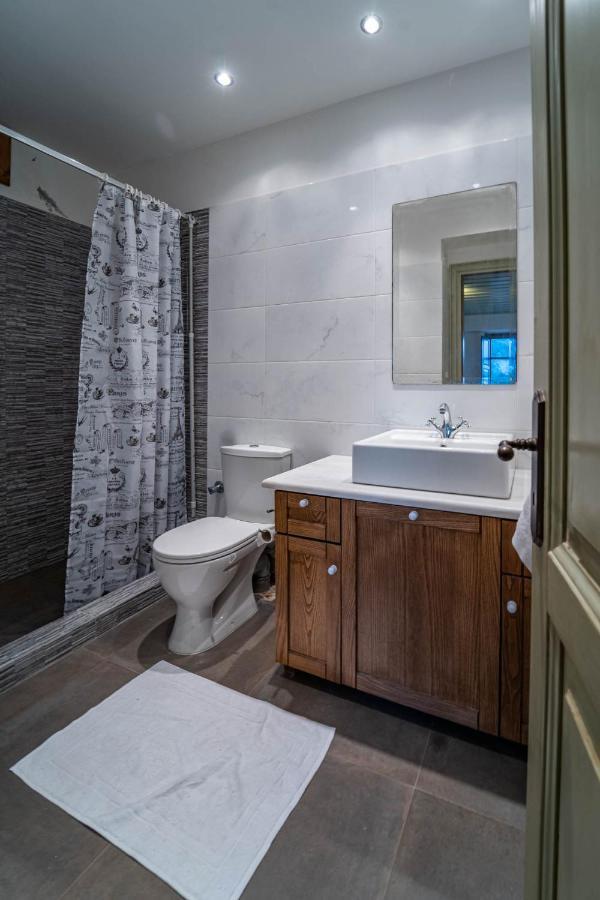 Maisonette Korfes-Κορφές-Μ Δύο Αυτόνομοι Όρoφοι Της Βίλας Κορφές Για Οικογένειες Και Μικρές Παρέες Karpenísion Exteriér fotografie